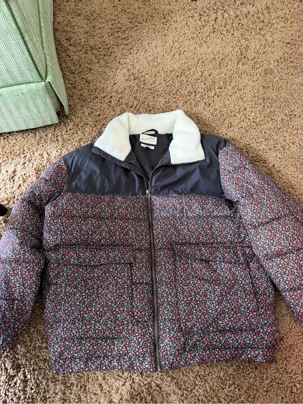 Universal Thread Quilted Floral Puffer Jacket with Sherpa Collar - Black & Pink